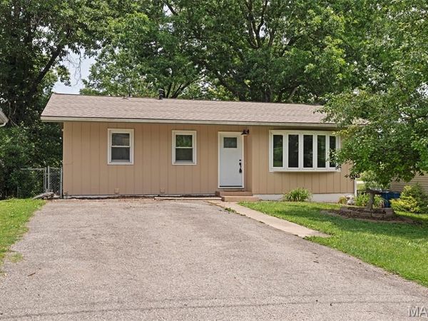 1392 Alice Street , Collinsville, IL 62234