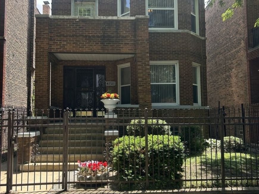 Main Photo