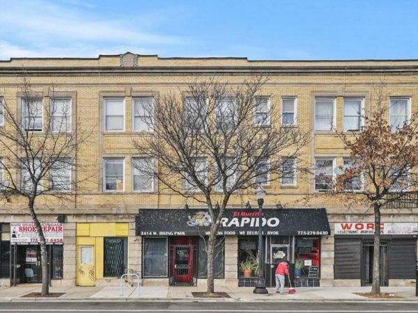 3420 W Irving Park Avenue , Unit 37, Chicago, IL 60618