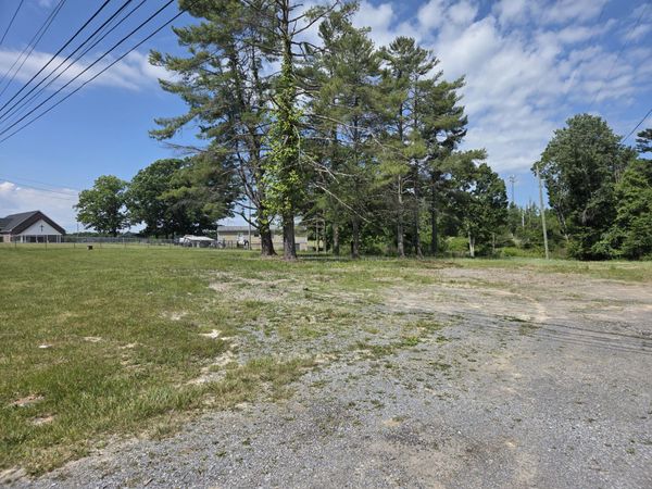 3839 Hinton Rd, Athens, WV 24712