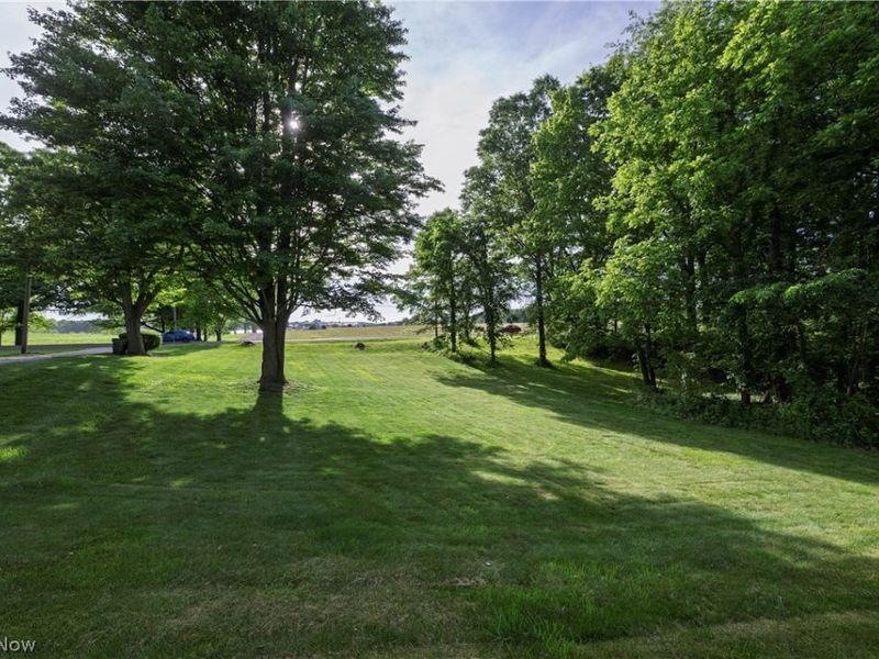 7660 Akron Avenue NW, Canal Fulton, OH 44614 Photo 11