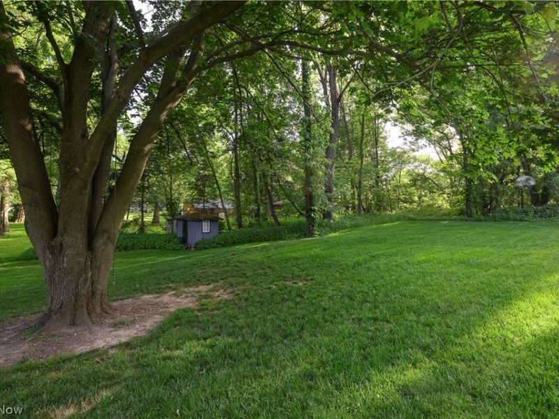 7660 Akron Avenue NW, Canal Fulton, OH 44614 Photo 12
