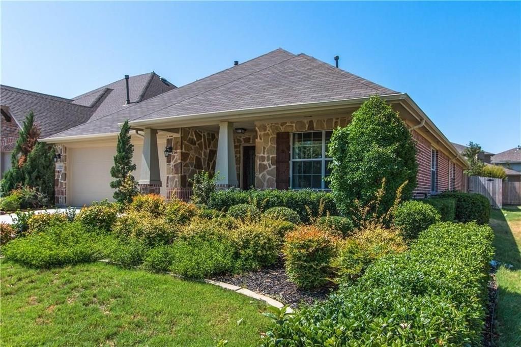 1404 Bluebird Drive, Little Elm, TX 75068 Main Photo
