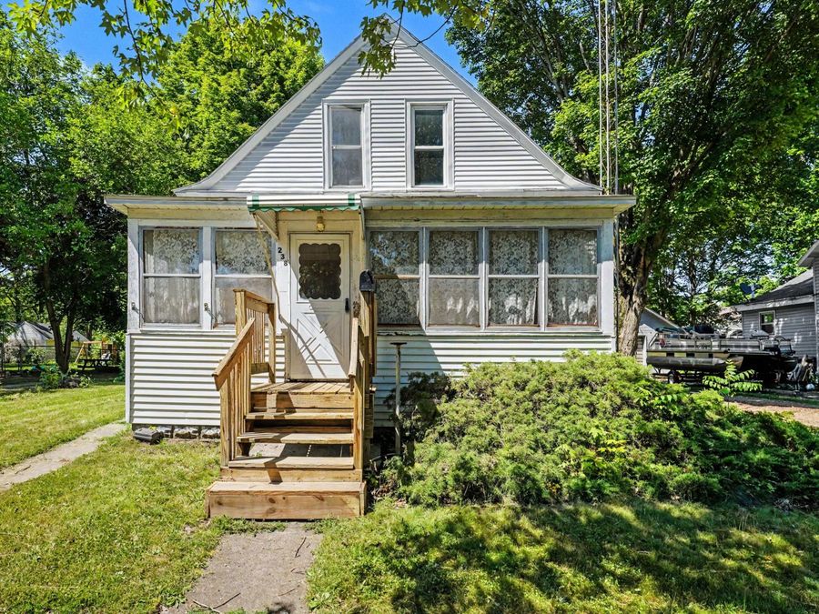 Property Image 4