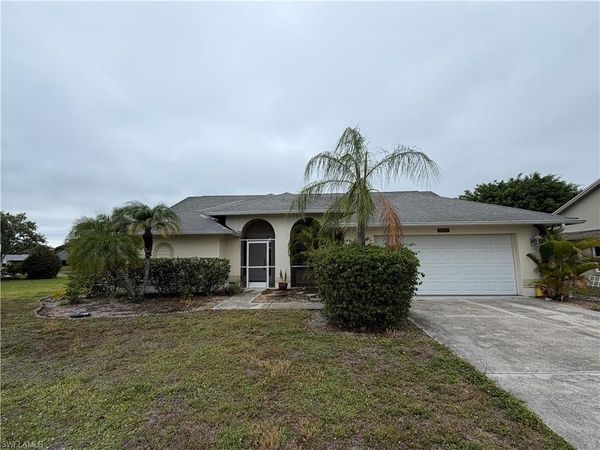 3425 Anton CT , NAPLES, FL 34109