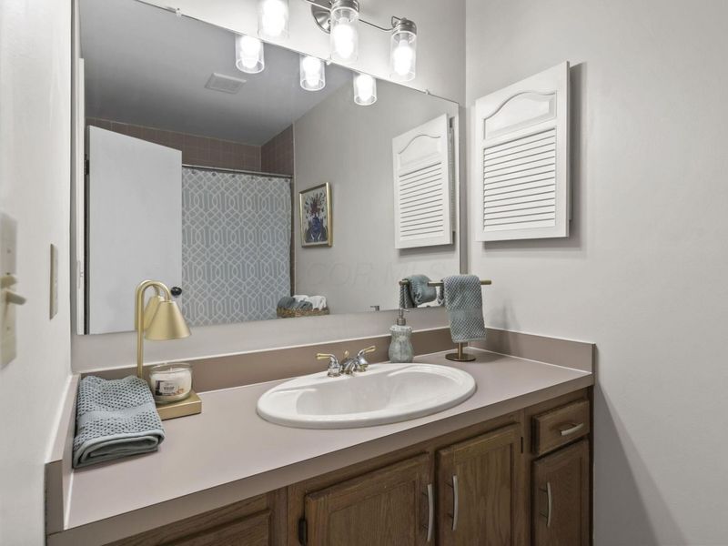 5784 Parkbridge Lane, Unit 12-4, Dublin, OH 43016 Photo 31