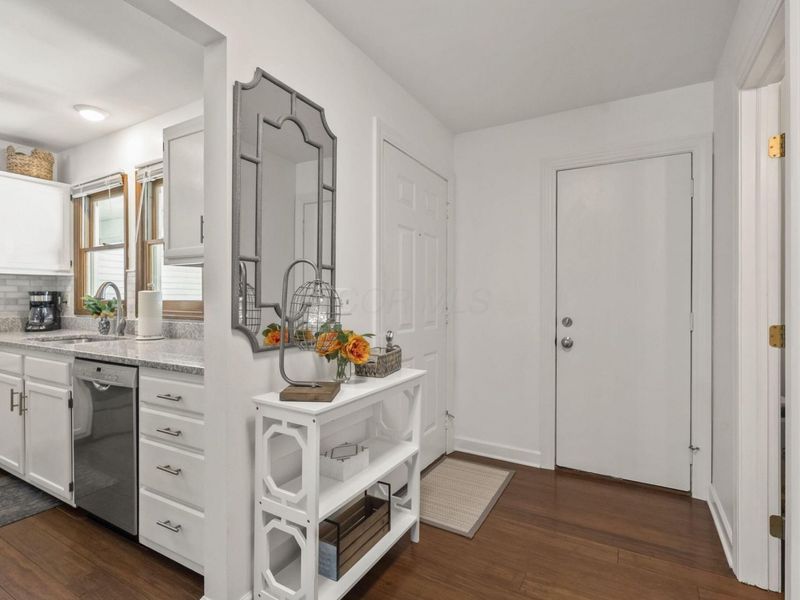 5784 Parkbridge Lane, Unit 12-4, Dublin, OH 43016 Photo 5