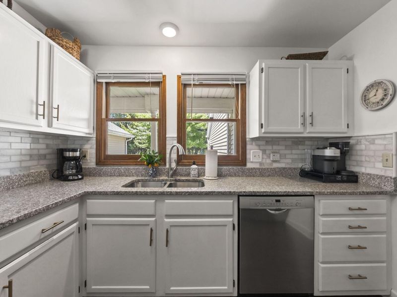5784 Parkbridge Lane, Unit 12-4, Dublin, OH 43016 Photo 9