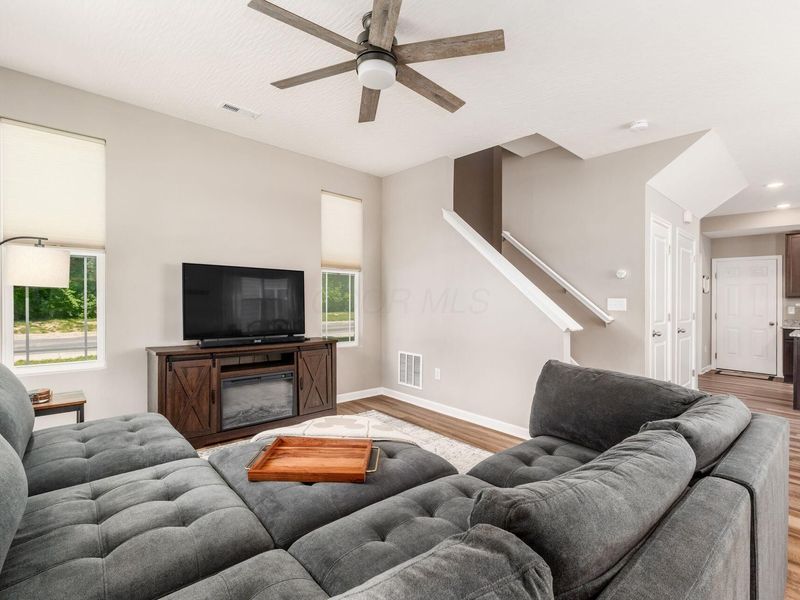 2518 Tree Knoll Court, Columbus, OH 43219 Photo 11