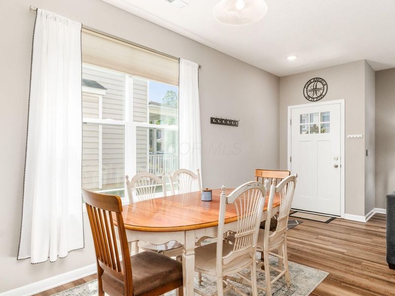 2518 Tree Knoll Court, Columbus, OH 43219 Photo 13