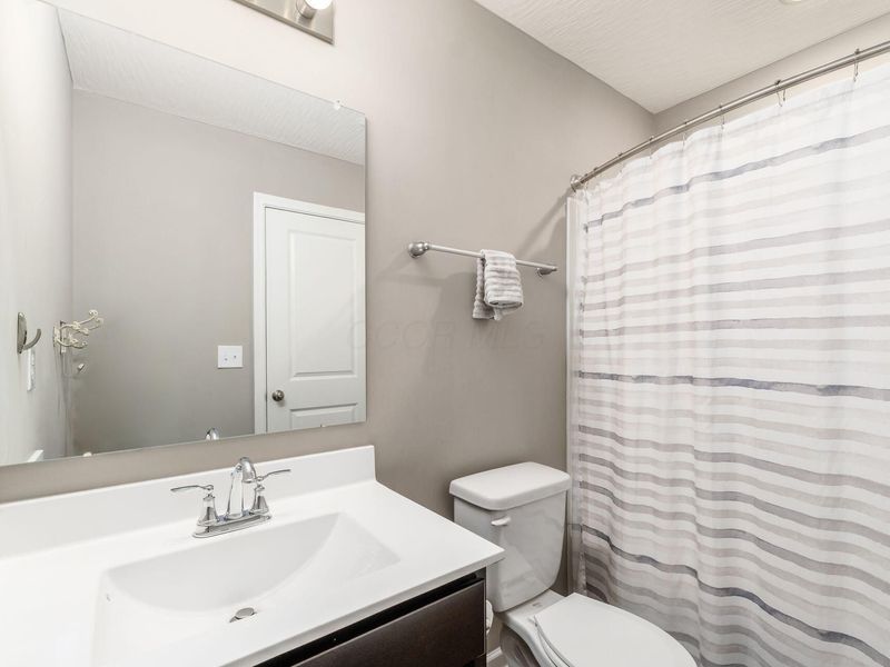 2518 Tree Knoll Court, Columbus, OH 43219 Photo 30