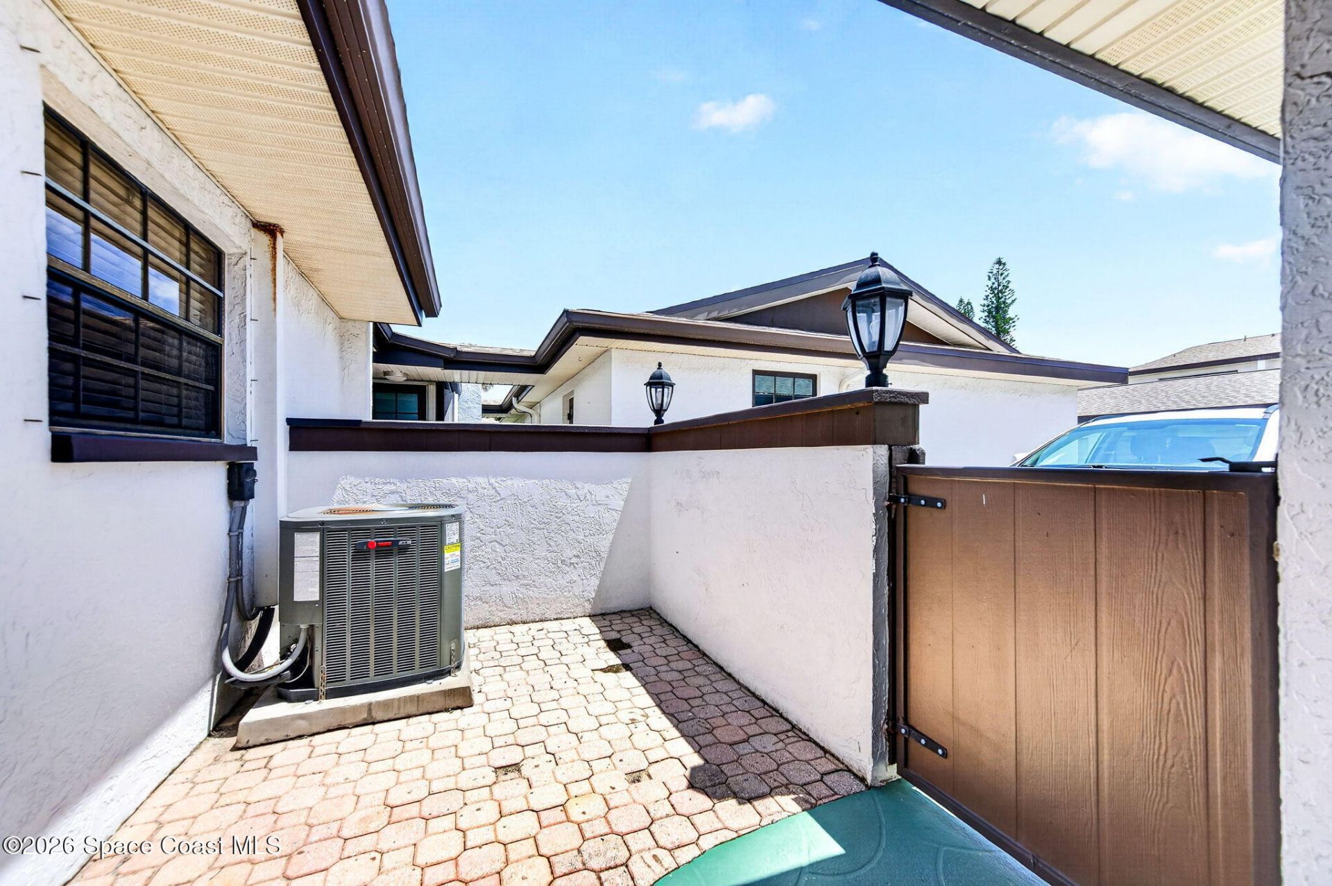 255 Paradise Boulevard, Unit 14, Indialantic, FL 32903 Photo