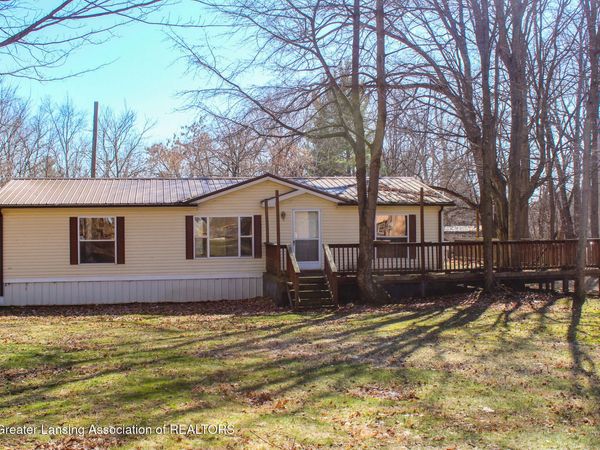 172 Sherman Street, Vermontville, MI 49096
