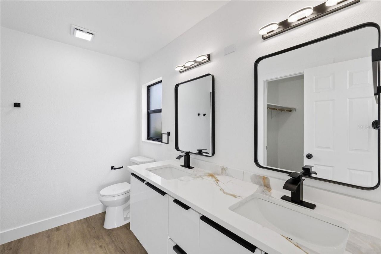 10609 Out Island Drive, Tampa, FL 33615 Photo
