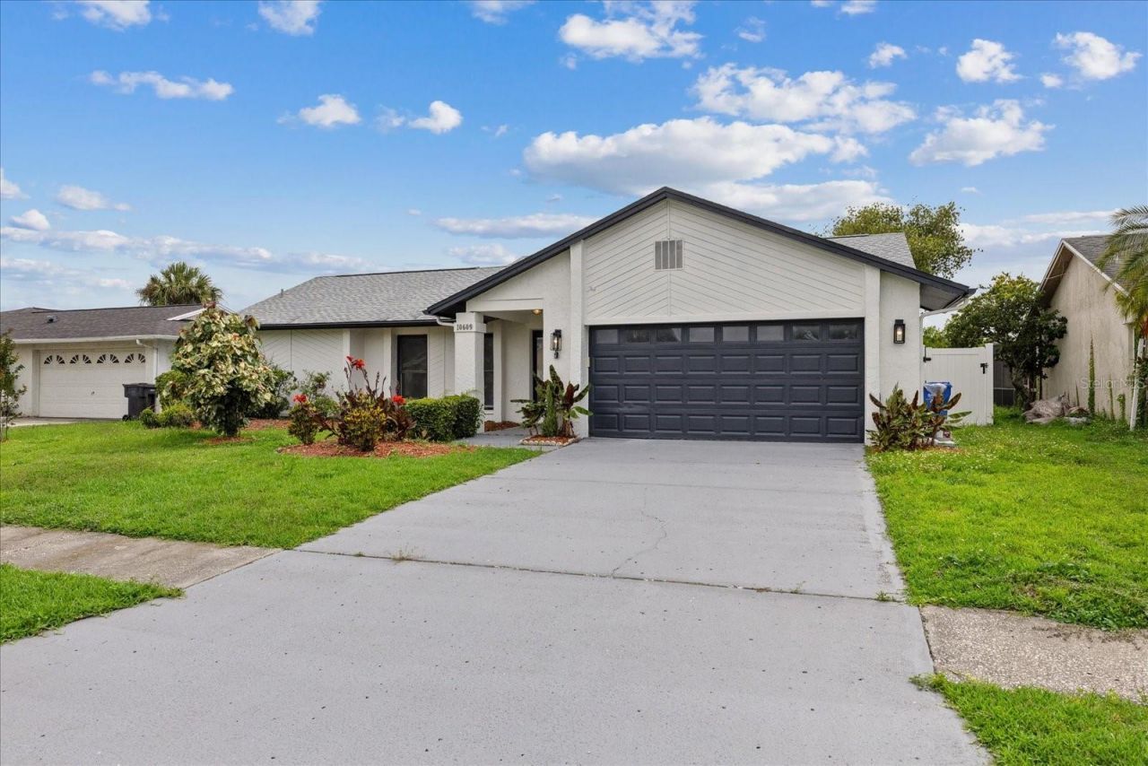 10609 Out Island Drive, Tampa, FL 33615 Photo