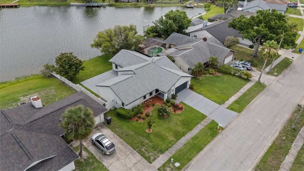 10609 Out Island Drive, Tampa, FL 33615 Photo