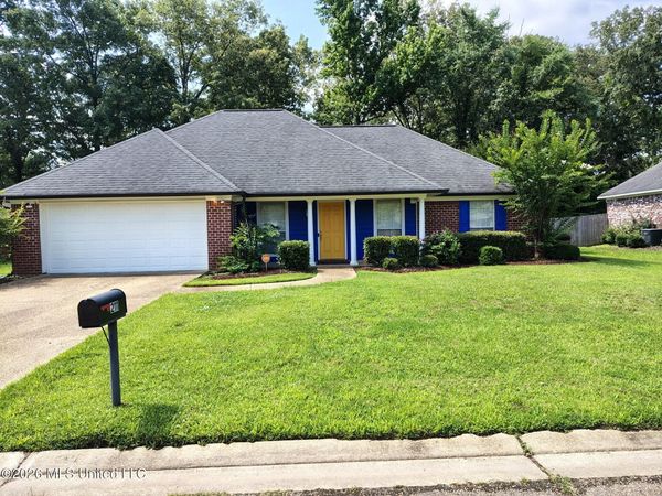 2111 Branch Creek Drive, Byram, MS 39272