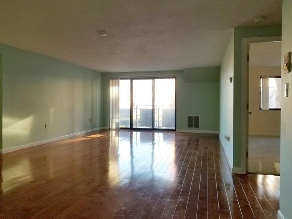 12 9th St, Unit 301, Medford, MA 02155