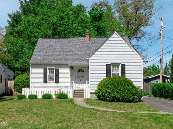 22 Westlyn Court, Guilderland, NY 12203
