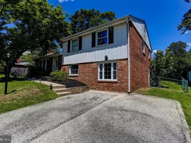 125 W THOMSON AVENUE, SPRINGFIELD, PA 19064