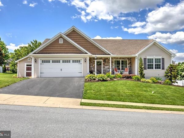 28 GENTLE DRIVE, TERRE HILL, PA 17581