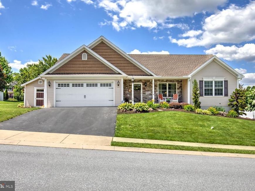 28 Gentle Drive, Terre Hill, PA 17581 Main Photo