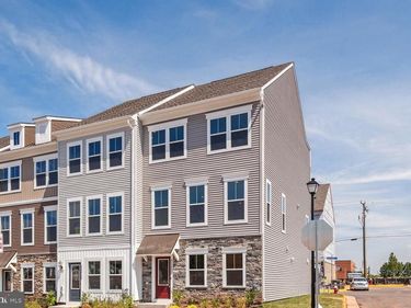 42632 PITLOCHRY TER , STERLING, VA 20166