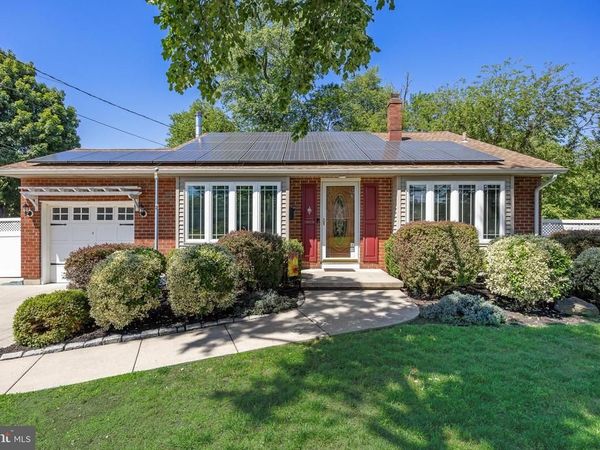 1403 GLENVIEW DRIVE, CINNAMINSON, NJ 08077