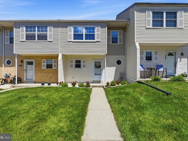 324 CARLYN COURT, DOWNINGTOWN, PA 19335