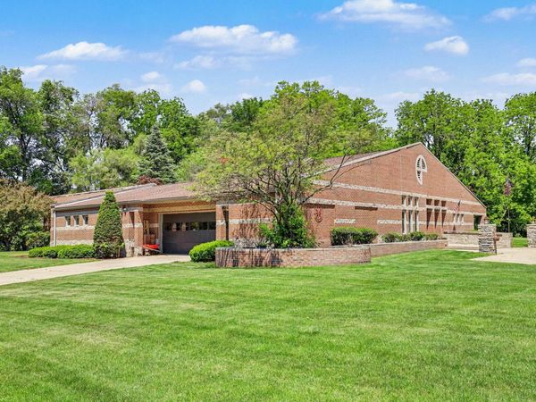 829 S Lincoln Street, Greenville, MI 48838