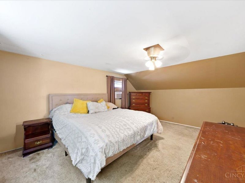 5455 Hyacinth Terrace, Green Township, OH 45248 Photo 17