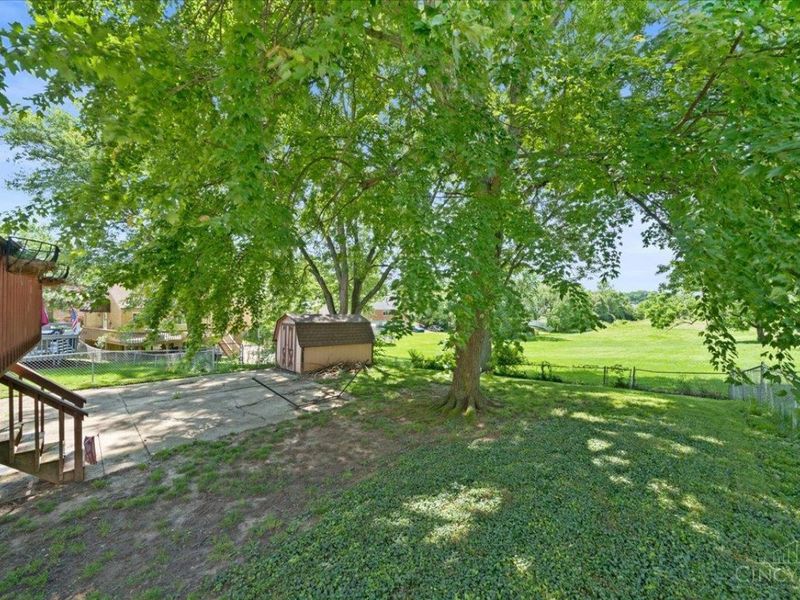 5455 Hyacinth Terrace, Green Township, OH 45248 Photo 26