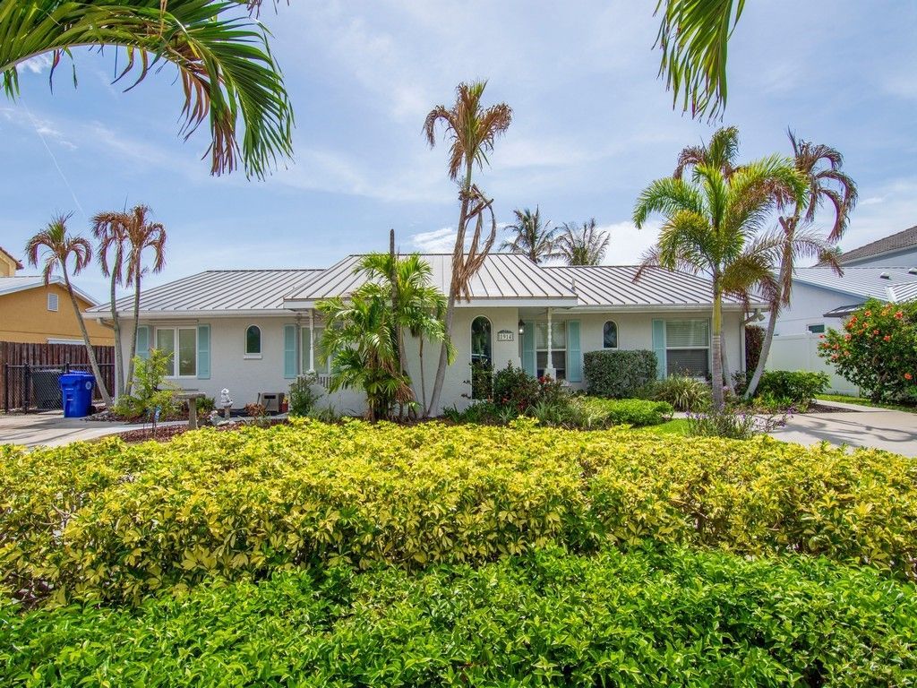 1914 Robalo Drive, Vero Beach, FL 32960 Photo