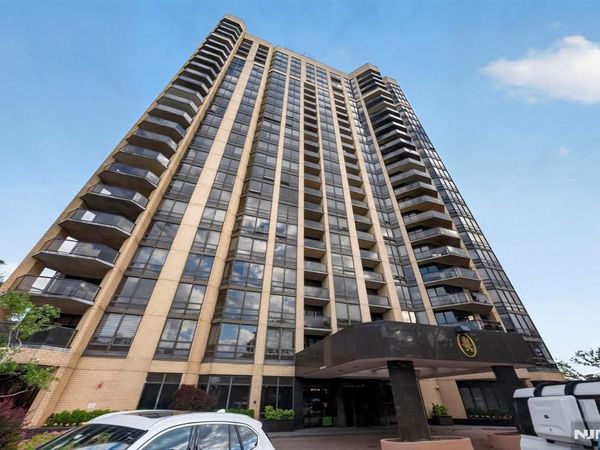 900 Palisade Avenue 2403, Unit 2403, FORT LEE, NJ 07024