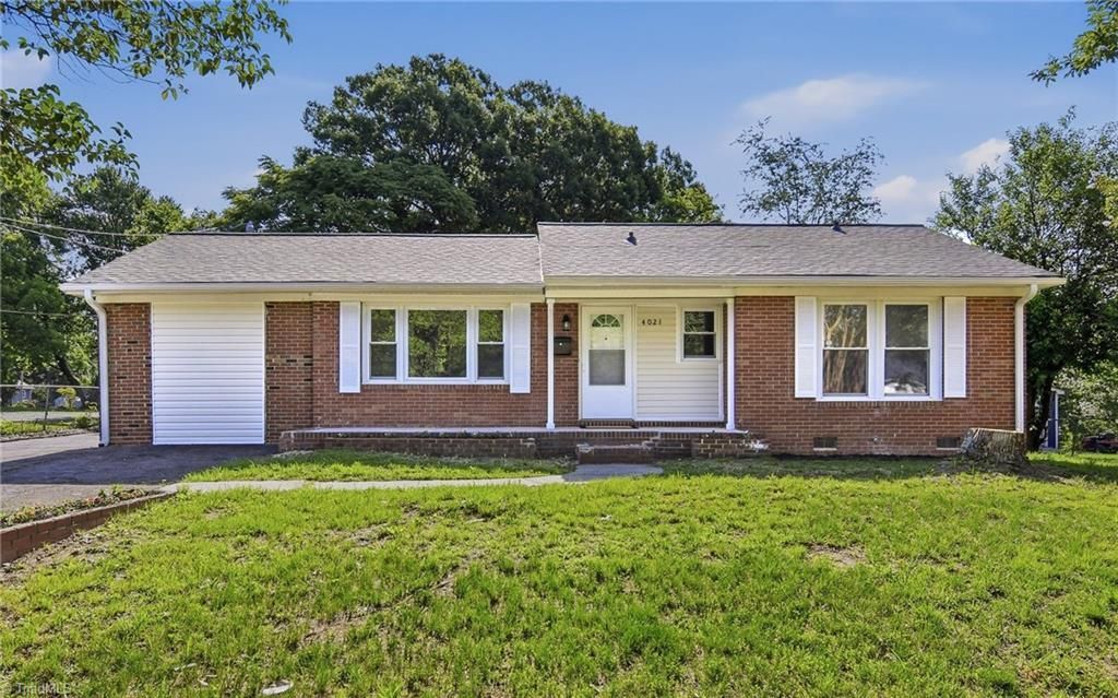 4021 Whitfield Road, Winston-Salem, NC 27105 Main Photo