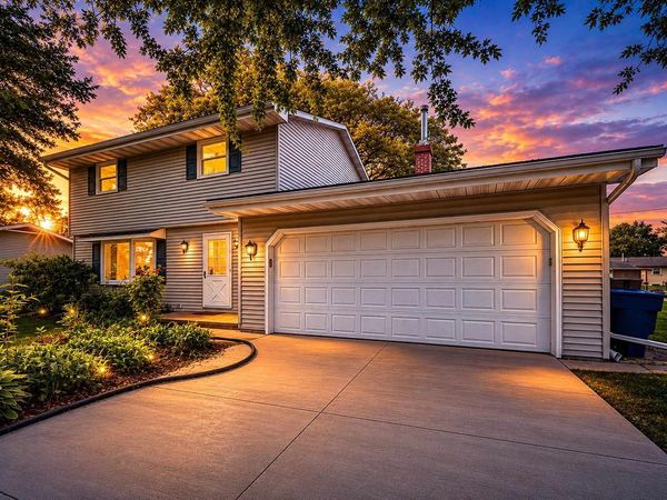 1128 DEERFIELD AVENUE, Menasha, WI 54952