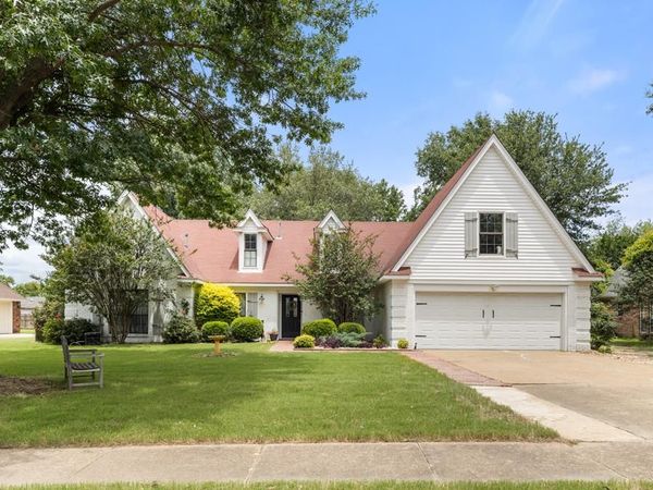 1303 W Barton Street, West Memphis, AR 72301