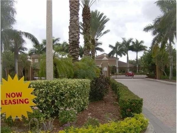3605 NW Adriatic Lane, Unit 7-103, Jensen Beach, FL 34957