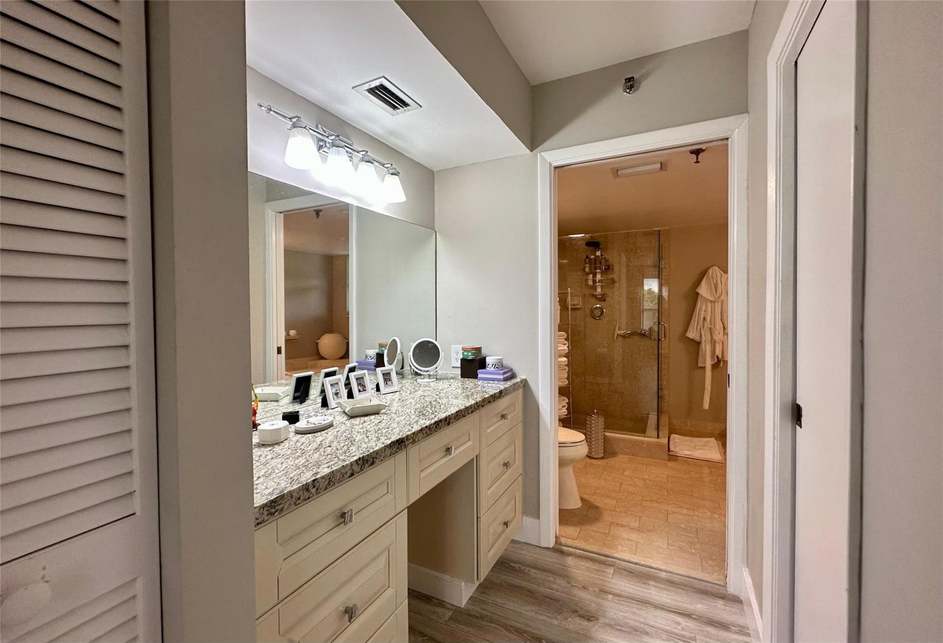 7582 Regency Lake Drive, Boca Raton, FL 33433 Photo