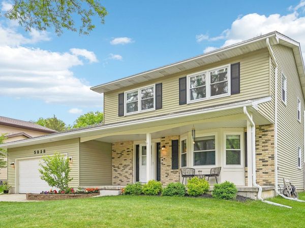 5838 Roanoke Drive, Fitchburg, WI 53719