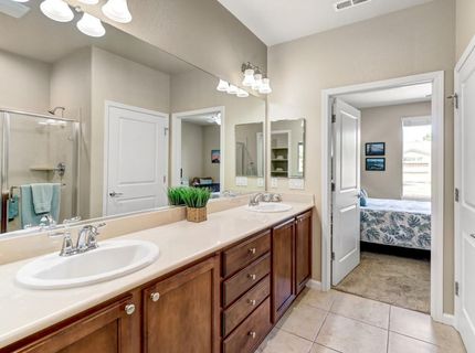 7425 Foxburgh Ct, Elk Grove, CA 95757 Photo