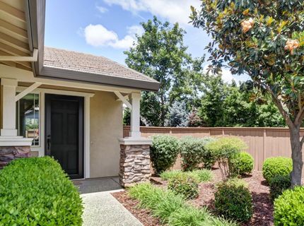7425 Foxburgh Ct, Elk Grove, CA 95757 Photo