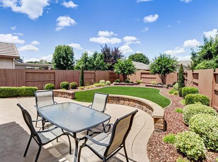 7425 Foxburgh Ct, Elk Grove, CA 95757 Photo