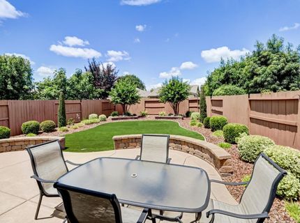 7425 Foxburgh Ct, Elk Grove, CA 95757 Photo