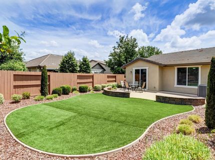 7425 Foxburgh Ct, Elk Grove, CA 95757 Photo