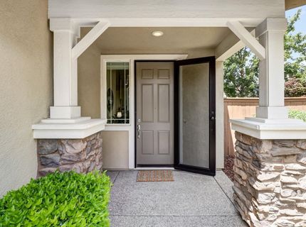7425 Foxburgh Ct, Elk Grove, CA 95757 Photo