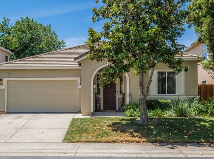 2847 Belle Fleur Way, Sacramento, CA 95833 Photo