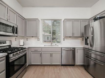2847 Belle Fleur Way, Sacramento, CA 95833 Photo
