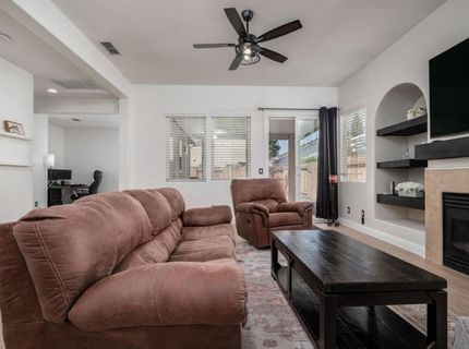 2847 Belle Fleur Way, Sacramento, CA 95833 Photo