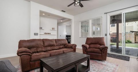 2847 Belle Fleur Way, Sacramento, CA 95833 Photo